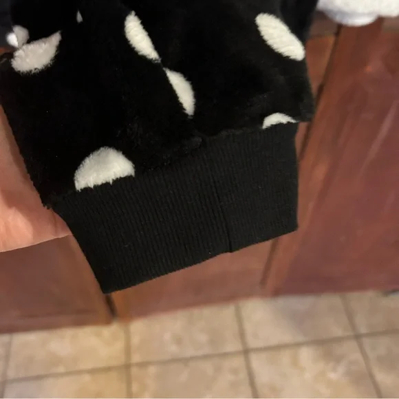 Queen of Cool Penguin Polka Dot Plush Pajamas - Picture 11 of 11